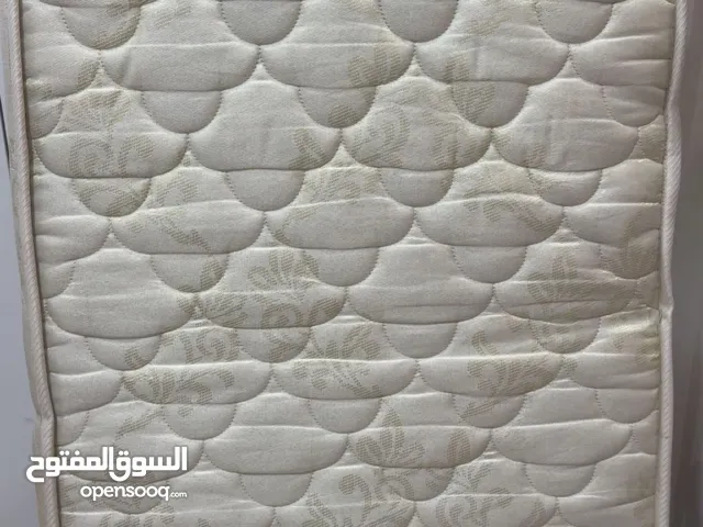 2 mattress 1 single bed 1 baby bed