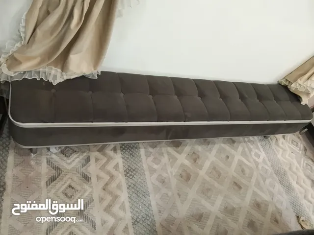 كرسي غرفة نوم حديد طويل غير مستعمل أقرا الوصف