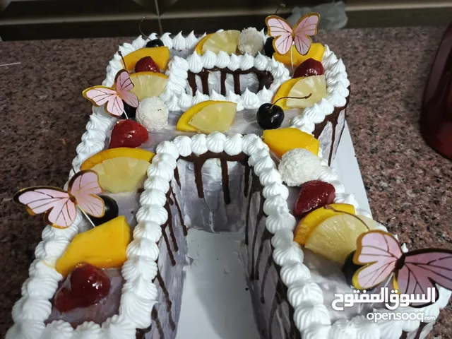 كل عام وانتم بخير جاهزون لتلبية طلباتكم تجهيز أجمل أشهى أنواع الكيك جاهزون لتجهيز حفلات أعياد ميلاد