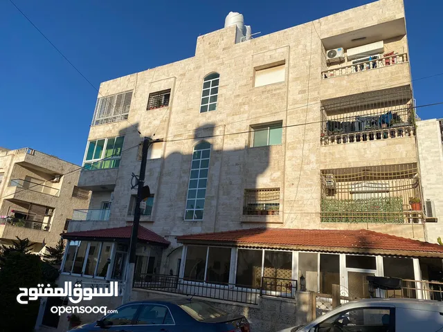 شقة ط3 قرية النخيل  115م  مع إطلالة خلابة على شارع المطار