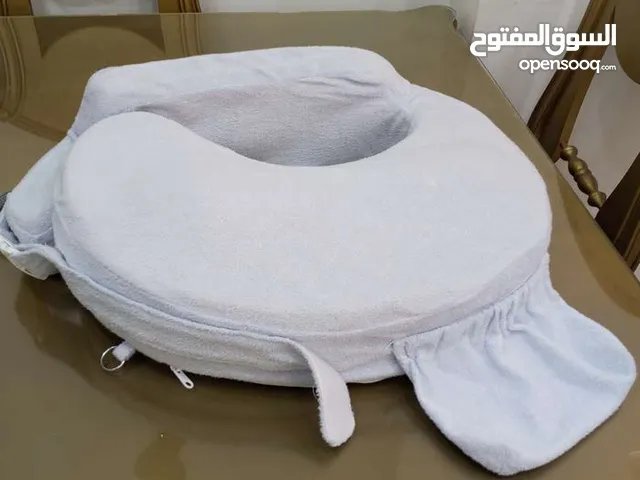 مخدة رضاعة ماركة اجنببية