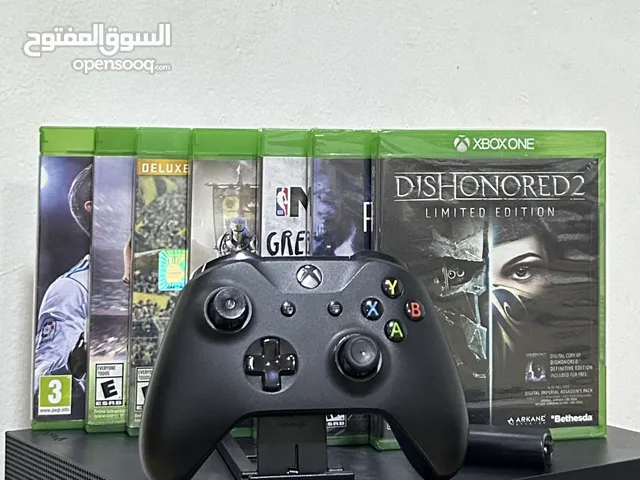 للبيـع Xbox one x :