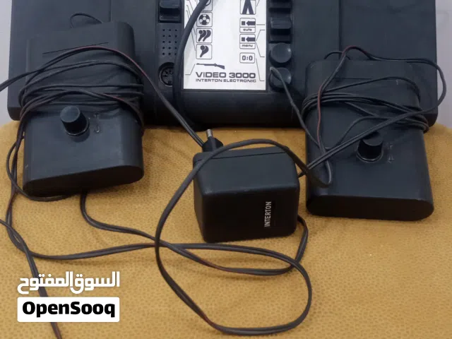 جهاز العاب قديم بحالة جيدة جدا