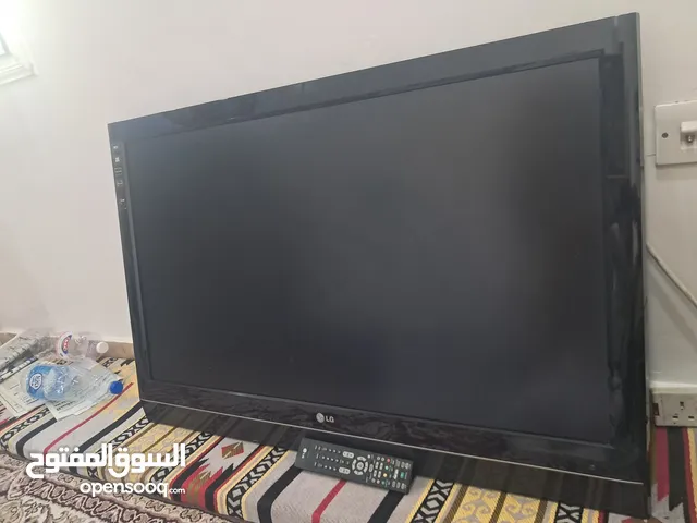 LG Other 42 inch TV in Hawally