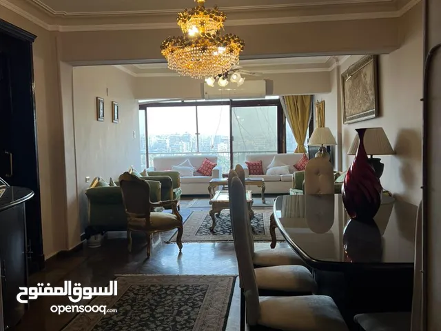 شقة فندقية في مدينة نصر امام الحديقة الدولية مفروشة و مكيفة بالكامل للايجار اليومى و الاسبوعى