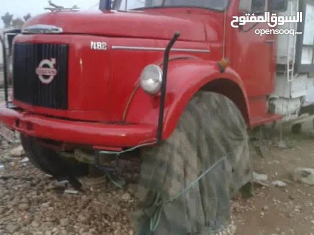 شاحنا فولفو قلاب للبيع ب سعر 85000000ل.س