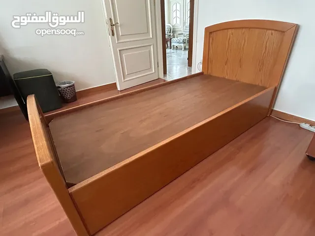 سرير مفرد قياس 90/200