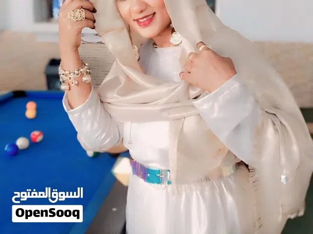 معلمه دروس خصوصيه