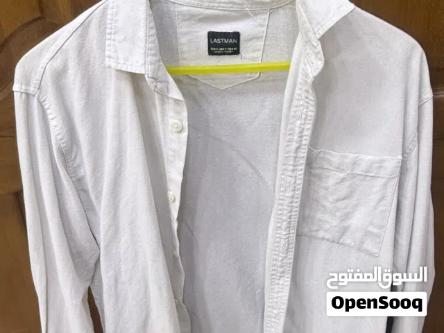 قميص مستعمل نظيف