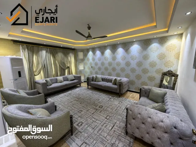 150 m2 3 Bedrooms Apartments for Rent in Baghdad Karadah