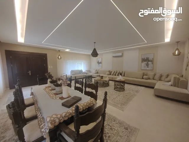 فيلا متلاصقة فاخرة للبيع منطقة الكرسي (6نوم) - الرقم المرجعي 12156