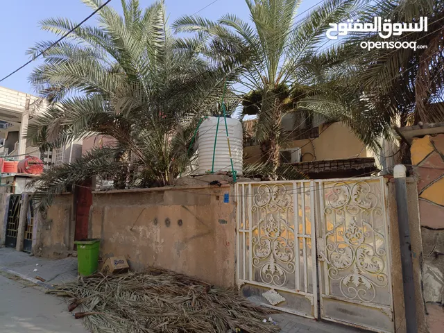 257 m2 5 Bedrooms Townhouse for Sale in Basra Other