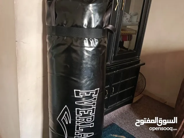 كيس ملاكمة Everlast للبيع