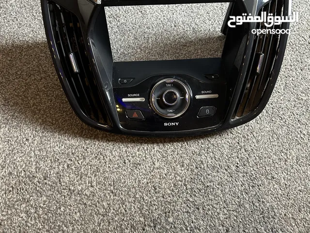 شاشة وفريم فورد سي ماكس للبيع