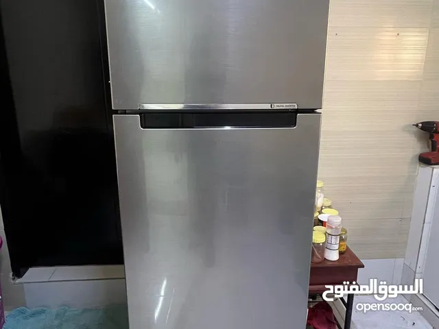 Samsung refrigerator for sale.