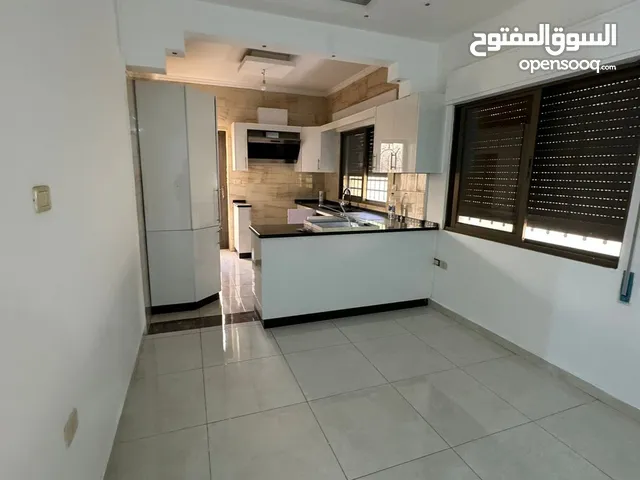 135 m2 2 Bedrooms Apartments for Sale in Amman Daheit Al Ameer Hasan