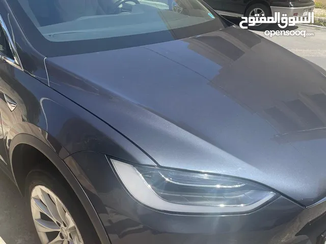 Tesla Model x75 D 2017