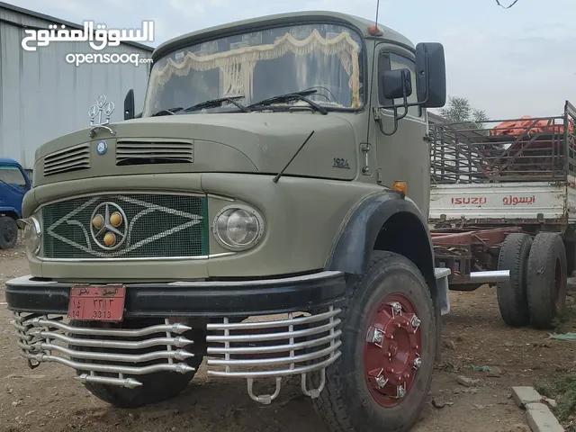 عايدي مرسيدس موديل 1980