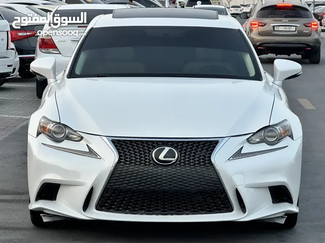 لكزس is250 وارد امريكي موديل 2015 بحالة جيدة