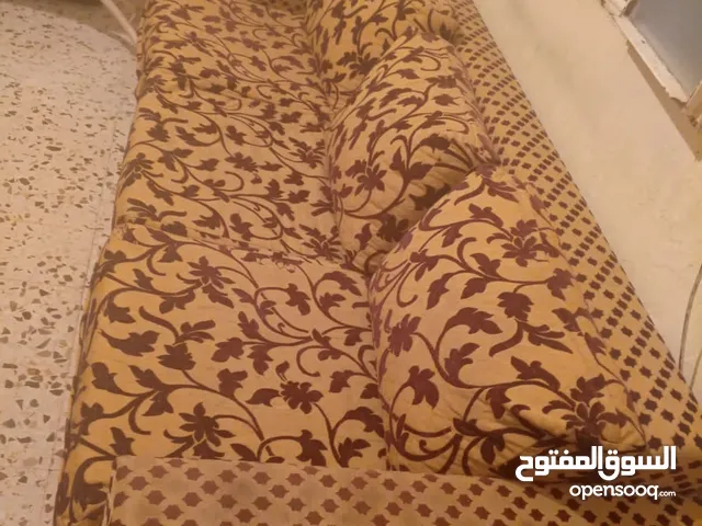 غرفة جلوس مع tv unit