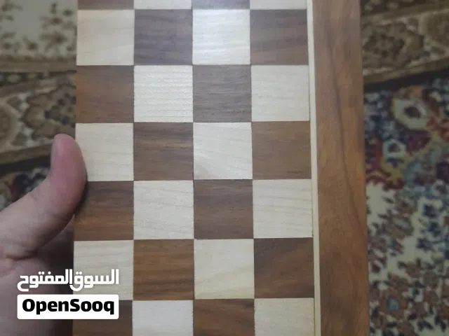 شطرنج خشب بسعر 7 دنانير