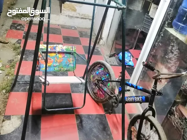 مرجيحة اطفال وبسكليت