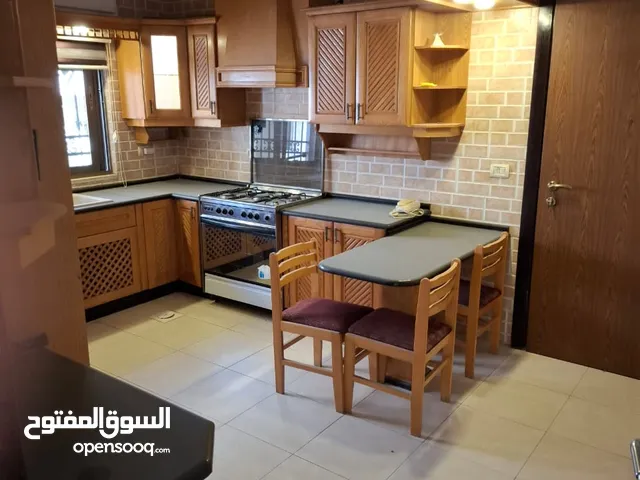 200 m2 3 Bedrooms Apartments for Rent in Amman Abdoun