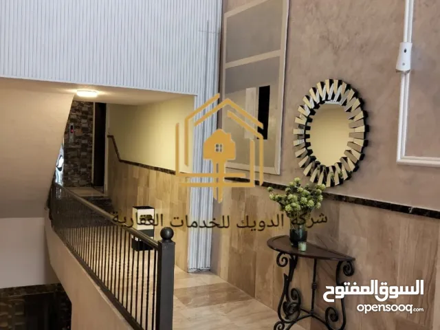 شقة سوبر ديلوكس / الكرسي / 4نوم 2ماستر /280م /بإطلالــــه بانوراما / موقع مميز