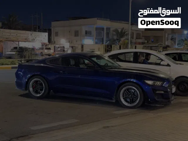 2016 Ford Mustang Standard V6
