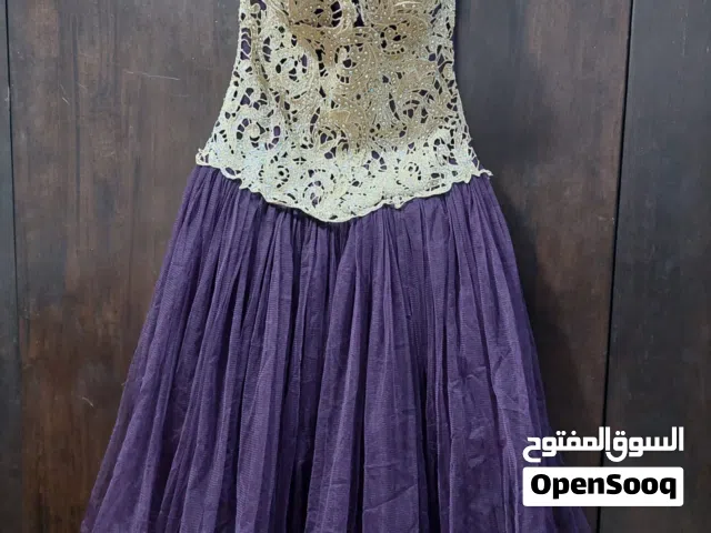 مجموعه فساتين سهره جديده وفي ومستعمل استعمال بسيط