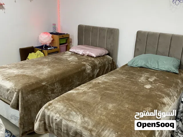 سريرين مفرد بحالة الجديد