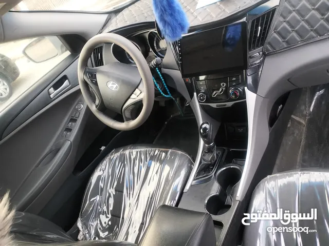 Used Hyundai H 100 in Dhofar