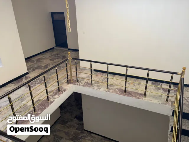 200 m2 4 Bedrooms Townhouse for Rent in Baghdad Saidiya