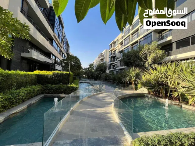 ꪮ شقة 3 غرف متشطبة للبيع فى Waterway التجمع بمقدم 10 % و تقسيط الباقى