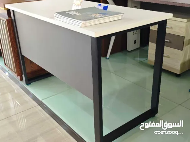 مقعد مدرسي للدراسه واللابتوب والكمبيوتر متعدد الاستخدامات فقط قم بالطلب يوجد توصيل جميع الولايات