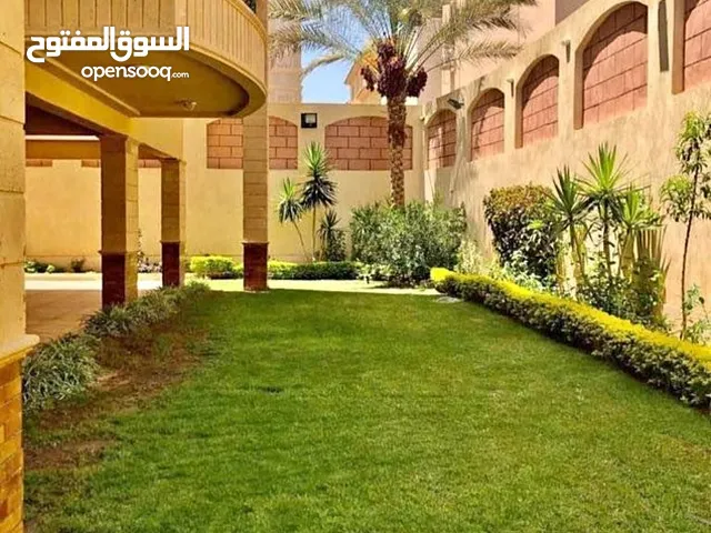 215m2 4 Bedrooms Apartments for Sale in Cairo Fifth Settlement