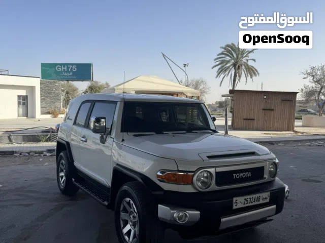 Used Toyota FJ in Misrata