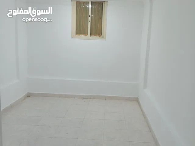 14 m2 Studio Apartments for Rent in Al Ahmadi Mangaf