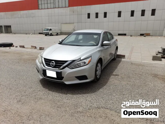 Used Nissan Altima in Kuwait City