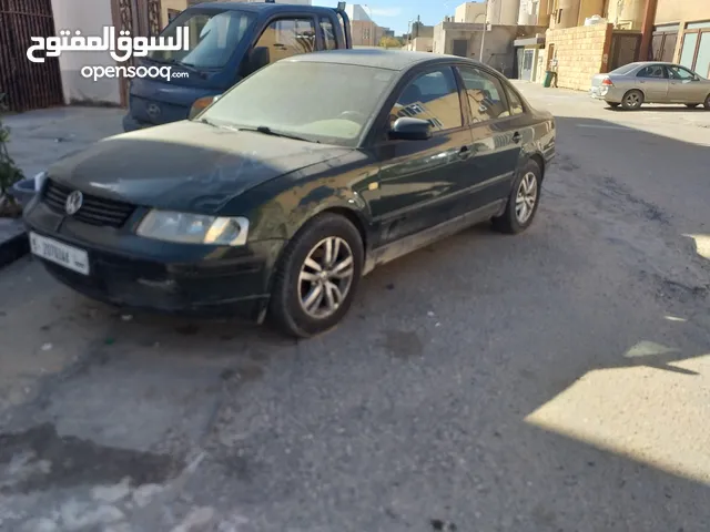 Used Volkswagen Passat in Tripoli