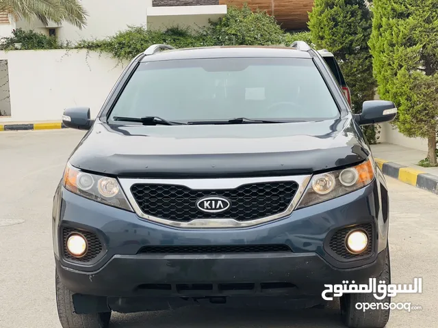 Used Kia Sorento in Tripoli