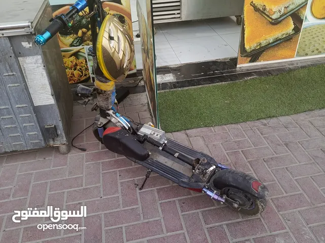 فرصه اسكوتر للعمل الشاق 2بطاريه كنترول دبابه للشغل والمسافات الطويله وسهل الاستخدام في وسائل المواصل