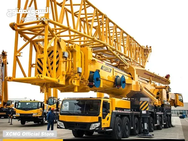 رافعات بناء سيارات اسمنت جرافات معدات ثقيلة