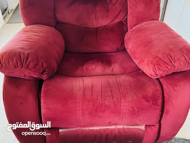 اثاث مستعمل بحالة ممتازة للبيع