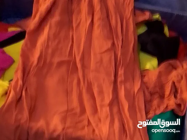 ملابس جاهزة بالجملة