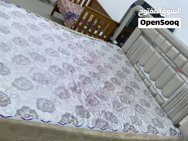 مندر نفرين قياس العرض180والطول200 نضيف سفنج طابقين