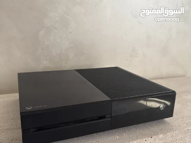 Xbox one with controller