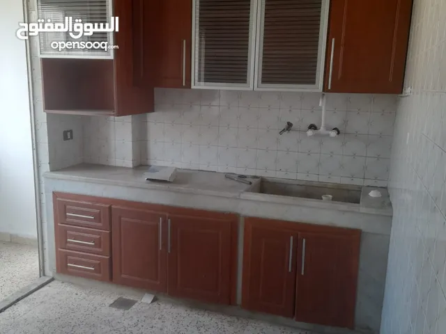 شقة للايجار في الدكوانة جنب غاليري متى