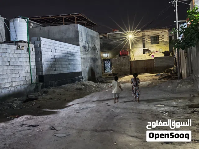 قطعه أرض وقف شيعي مسجل 200 متر الواجهة 10 متر والنزال 20