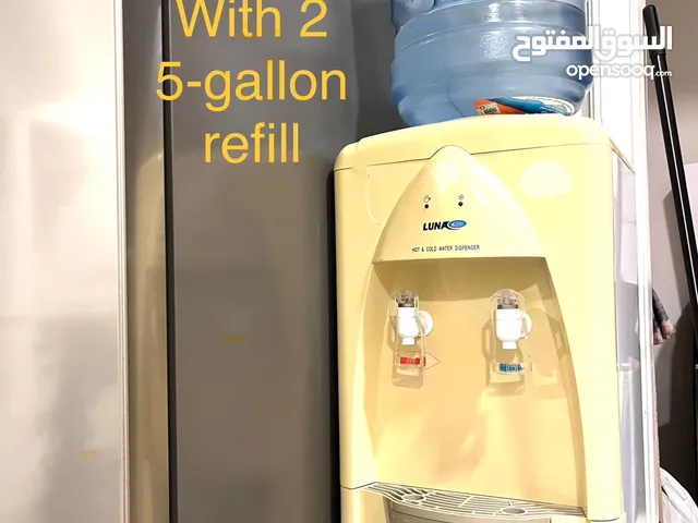 Water dispenser Hot and cold - in Khobar